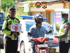 Sat Lantas Polres MTB Mengajak Masyarakat Saumlaki Cegah Covid 19