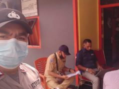 Bhabinkamtibmas Kelurahan Saumlaki Melaksanakan Pam Pendataan Warga Kurang Mampu