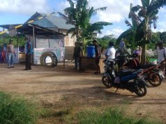 Bersama Tim Relawan Covid 19, Bhabinkamtibmas Lamdesar Barat,Turut Memeriksa Warga Yang Baru Tiba