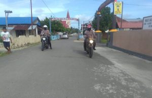 Ciptakan Rasa Aman Di Tengah Pandemi Virus Corona (Covid-19), Polsek Larat Gencar Patroli