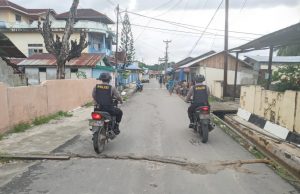 Di Tengah Pandemi Virus Corona (Covid-19), Polsek Larat Gencar Patroli
