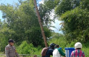 Bhabinkamtibmas Desa Lorulun Cegah Covid 19 Dengan Mengajak Warganya Cuci Tangan