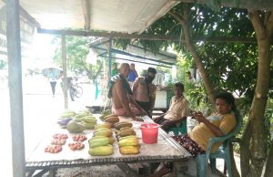 Bhabinkamtibmas Desa Sangliat Krawain Memberikan Himbauan Cegah Covid 19 Bagi Warganya