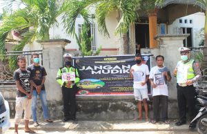Lewat Spanduk Larangan Mudik, Sat Lantas Polres MTB Sosialisasi Bagi Masyarakat