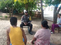 Lewat Giat Binluh, Bhabinkamtibmas Desa Adaut Sosialisasikan Cegah Covid 19