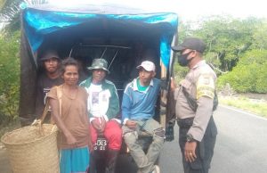 Ditengah Pandemi Covid 19,Bhabinkamtibmas Adaut Ajak Warganya Jaga Kamtibmas Serta Cegah Covid 19