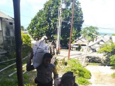 Bhabinkamtibmas Desa Amdasa Rutin Ajak Warga Bercocok Tanam Dan Cegah Covid 19