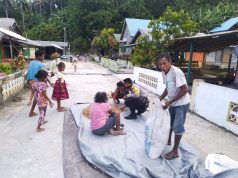 Lewat Giat Sambang Dan DDS, Bhabinkamtibmas Desa Amdasa Himbau Cegah Covid 19