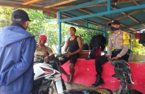 Bhabinkamtibmas Desa Batuputih Terus Ajak Warga Lakukan Langkah – Langkah Cegah Covid 19