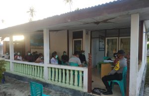 Bhabinkamtibmas Desa Keliobar Hadir Sekaligus Melaksanakan Pam Musyawarah Desa Perubahan Anggaran Desa