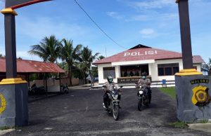 Ditengah Meningkatnya Pandemi Covid 19, Polsek Larat Terus Gelar Patroli
