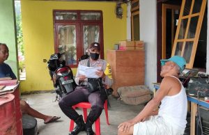 Lewat Giat Binluh,Bhabinkamtibmas Desa Olilit Barat Sosialisasi Maklumat Kapolri