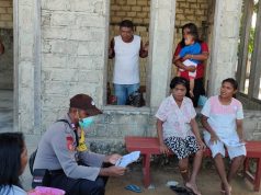 Cegah Covid 19, Bhabinkamtibmas Desa Olilit Barat Sosialisasi Maklumat Kapolri