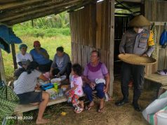 Bhabinkamtibmas Desa Olilit Timur Lewat Giat Binluh Ajak Warga Berkebun Ditengah Pandemi Covid 19