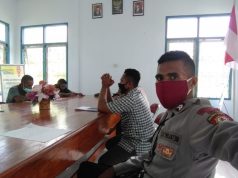 Bhabinkamtibmas Desa Romean Hadir Dalam Giat Pembahasan Perkembangan Tim Satgas Relawan Covid 19