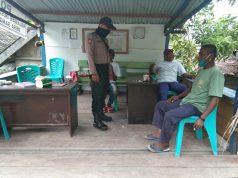 Bersama Tim Relawan Covid 19 Desa Sangliat Krawain,Bhabinkamtibmas Ajak Warga Berkebun Dan Mencegah Covid 19
