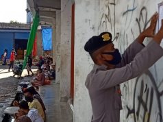 Cegah Covid 19, Sat Samapta Polres MTB Tempelkan Maklumat Kapolri