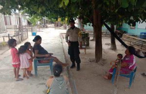 Brigpol H.Lambiombir Selaku Bhabinkamtibmas Desa Tutunametal Peduli Covid 19