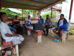 Sosialisasi Maklumat Kapolri Tentang Cegah Covid 19 Oleh Bhabinkamtibmas Desa Watidal