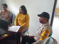 Bhabinkamtibmas Desa Wowonda Kawal Ketat Dana Bansos Pandemik Covid 19