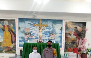 Bhabinkamtibmas Atudul Dol hadir dan Amankan Ibadah Misa