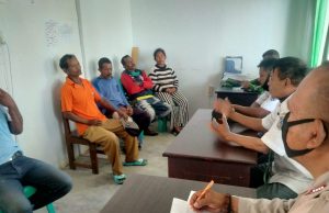 Bhabinkamtibmas Bomaki bersama 3 Pilar Desa Giat Problem Solving Dugaan Tindak Pidana KDRT warga