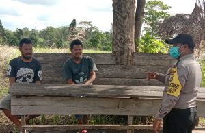 Bhabinkamtibmas Lorulun sambangi warga dan imbau bercocok tanam