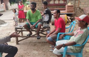 Bhabinkamtibmas Olilit Barat sambangi warga RT 02 / RW 04 dan Binluh New Normal
