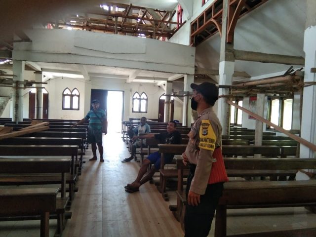 Bhabin Sangkra_Plafon Gereja