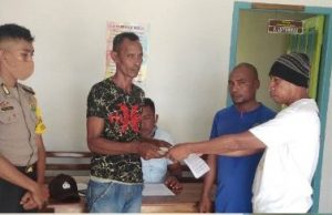 Bhabinkamtibmas Waturu dan PS. Kanit Reskrim Polsek Nirunmas mediasi dan Problem Solving terhadap Kasus dugaan Perzinahan dan Penelantaran di Desa
