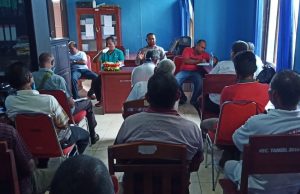 Bhabinkamtibmas dan Babinsa Wowonda amankan giat mediasi lanjutan perselisihan Balon Kades Soa Maresyembun