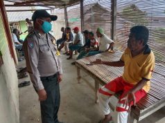 Giat Sambang Bhabinkamtibmas Lorulun dan berikan pemahaman bercocok tanam pangan lokal kepada warga di tengah Pandemi Covid-19