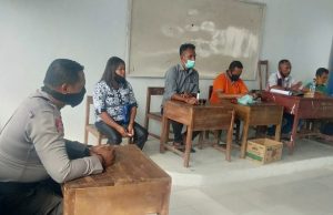 Bhabinkamtibmas Wermatang Amankan Giat Penjaringan Balon Kades Soa Rumked dan Soa Eblan