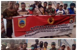 Bhabinkamtibmas Ritabel gandeng Babinsa Sosialisasikan Perpres 87 tahun 2016 kepada warga.