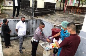 Penerapan Protokol Kesehatan Cegah Covid 19 Pada Ibadah Minggu Di Gereja Damai Saumlaki
