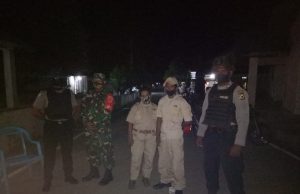Personil Polsek Selaru PAM Giat Doa bersama awali Pemilihan Kepala Desa