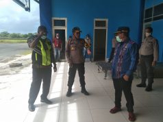 Waka Polres MTB Pimpin Giat Pemeriksaan Suhu Tubuh Kru Pesawat Susi Air