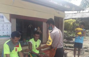 Bhabinkamtibmas Desa Arma Gencar Sosialisasi New Normal Sekaligus Pesan Kamtibmas