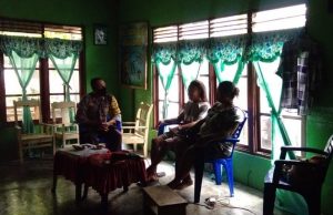Bhabinkamtibmas Desa Kabiarat Dalam Giat Binluh Mensosialisasikan New Normal