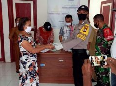 Bhabinkamtibmas Desa Lauran Kawal Dan Pam Pembagian BLT