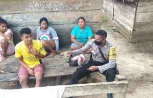 Bhabinkamtibmas Batuputih Laksanakan Giat DDS Ke Rumah Bapak Imri Rangkoratat