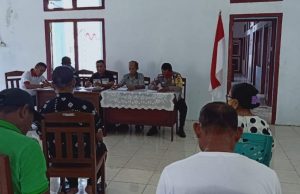 Bhabinkamtibmas Ikuti Pembahasan Perubahan APBDes Desa Lauran Tahun 2020