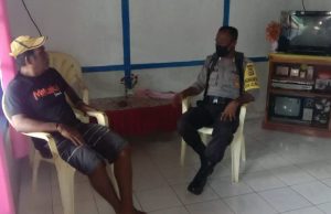 Bhabinkamtibmas Lelingluan Laksanakan DDS di Rumah Baoak Dolfinus Urat