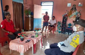 Door to door system Bhabinkamtibmas Ritabel sampaikan New Normal