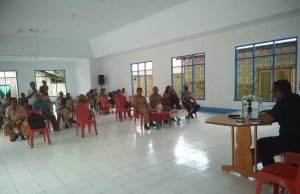 Bhabinkamtibmas Tutukembong hadir amankan Giat Musdes APBDes