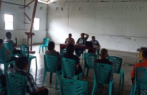 Bhabinkamtibmas Wowonda mengamankan Giat Musdes APBDes