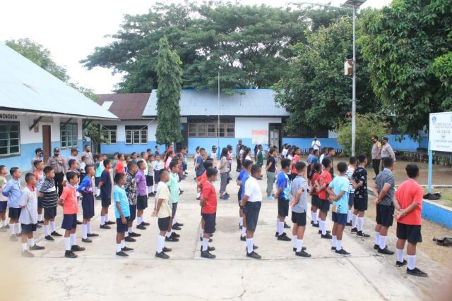 Kapolres MTB__Kunjungi Sekolah