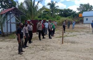 Kapolsek Tanimbar Selatan Pimpin Giat Pengamanan Lokasi Karantina Terpusat di Petuanan Desa Kabiarat