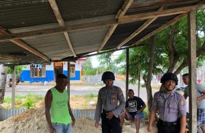 Polsek Kormomolin Giat Patroli Dialogis Jelang Pilkades Serentak