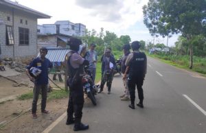 Polsek Selaru Giat Patroli Dialogis Jelang Pilkades serentak